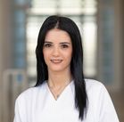  Elif Yanik